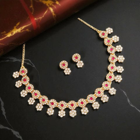 Traditional Pearl necklace set